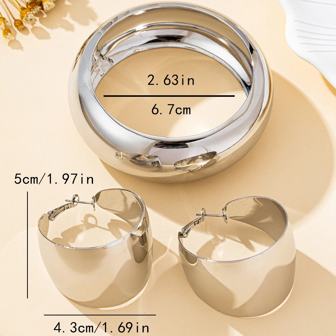 Women's Jewelry Set, Simple and Stylish Glossy Bracelet and Earring Set, Suitable for Daily Wear and Vacation Wear