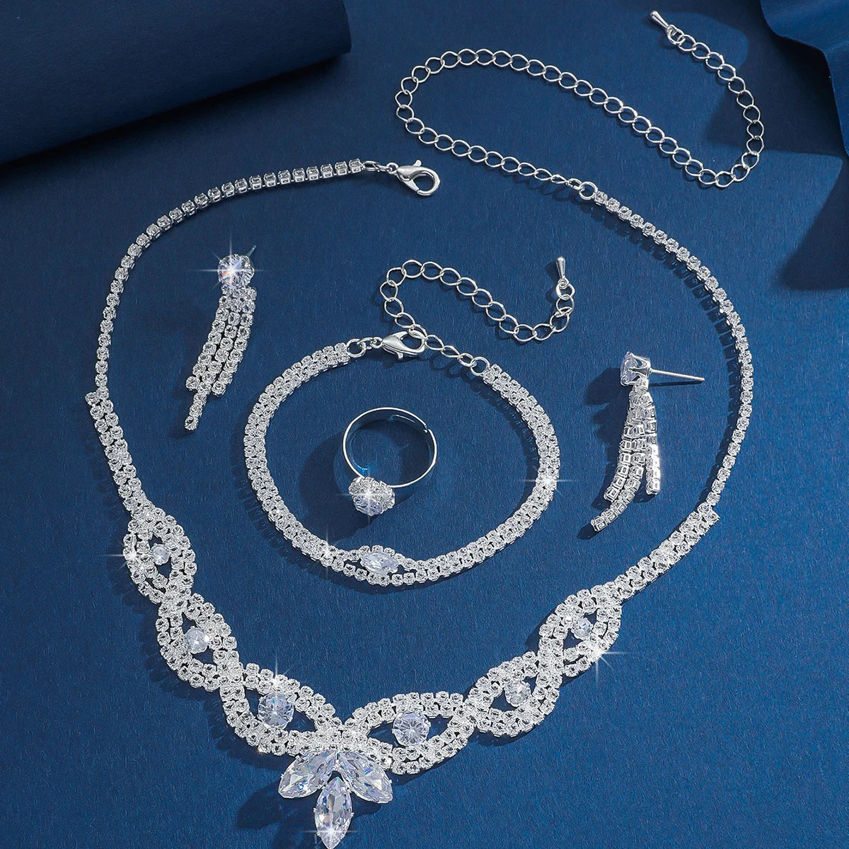 Jewelry wholesale fashion new necklace earrings bracelet ring set shiny bride jewelry two-piece set with accessories