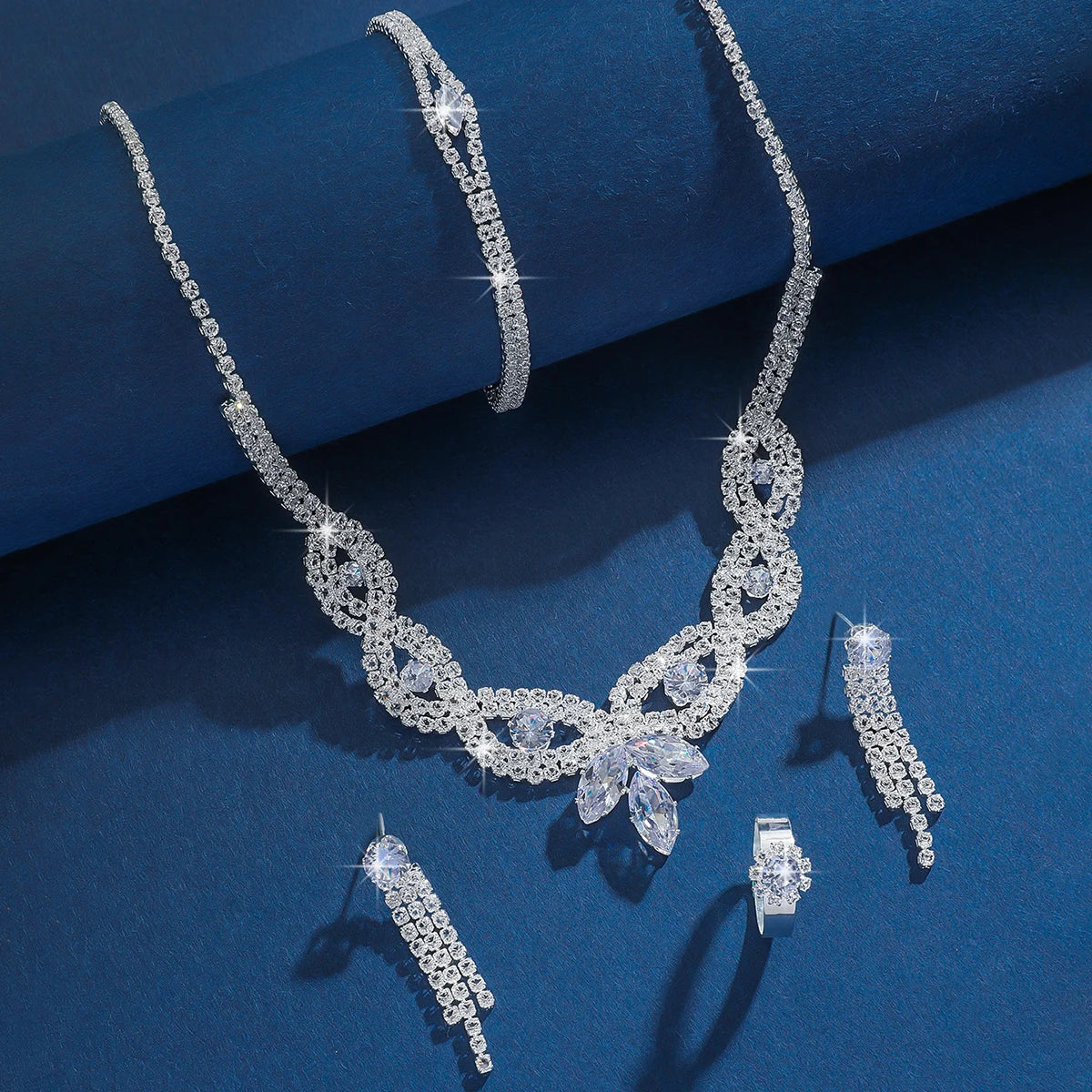 Jewelry wholesale fashion new necklace earrings bracelet ring set shiny bride jewelry two-piece set with accessories