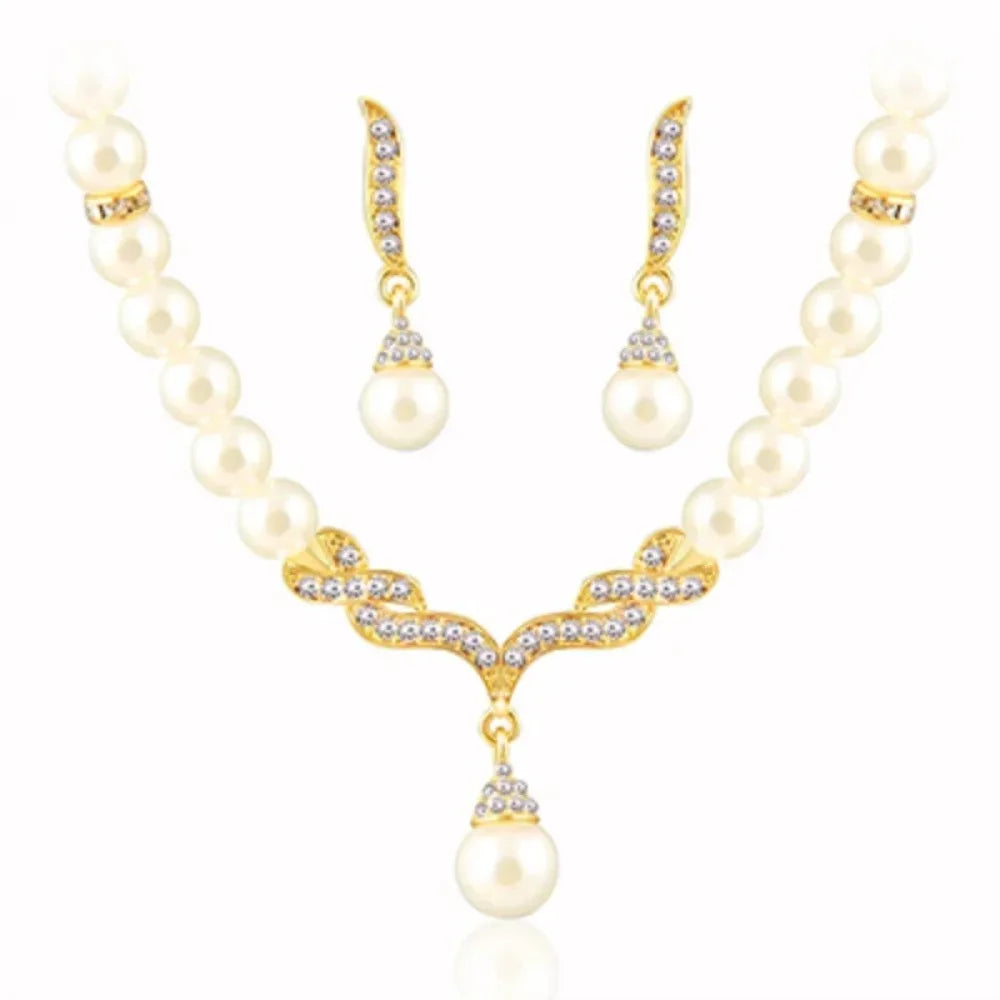 Women Pearl & Crystal Jewelry Set, Gold Tone Necklace, Elegant Bridal Wedding Party Dress Up Fashion Jewelry Collection